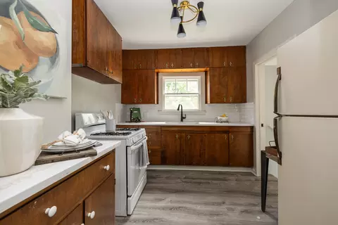 Kitchen - 15334 S Joliet Rd, Plainfield, IL 60544 photo 1 of 2
