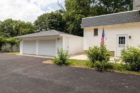 Exterior - 15334 S Joliet Rd, Plainfield, IL 60544 photo 2 of 3
