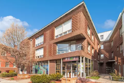 2136 W North Ave #2E, Chicago, IL 60647
