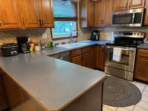 Kitchen - 216 E Bullard St, Forrest, IL 61741 photo 2 of 4