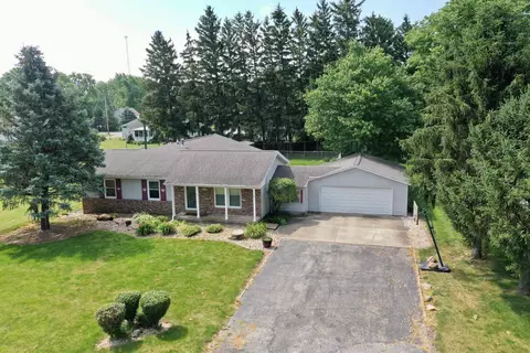 216 E Bullard St, Forrest, IL 61741