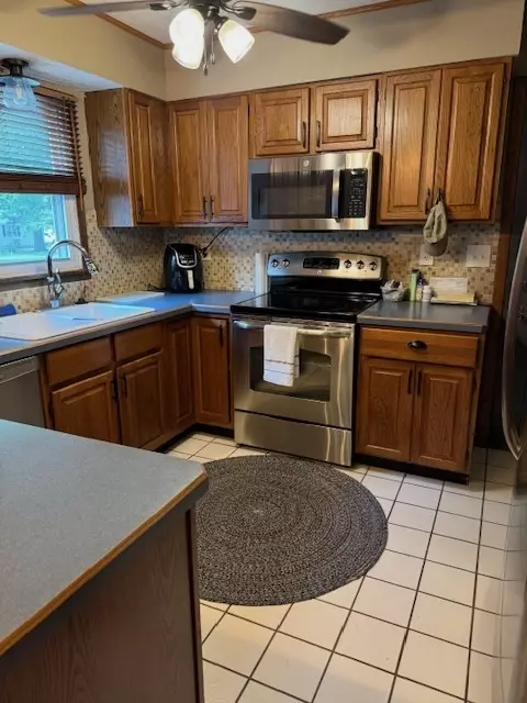 Kitchen - 216 E Bullard St, Forrest, IL 61741 photo 1 of 4