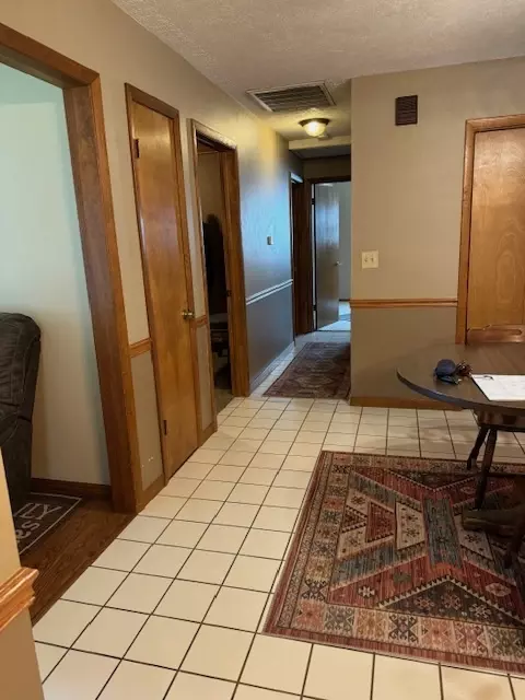Entry Way - 216 E Bullard St, Forrest, IL 61741 photo 2 of 3