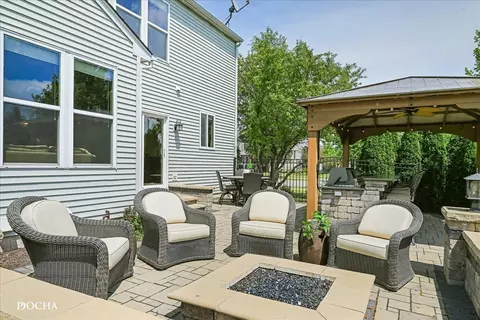 Exterior - 25003 Blue Iris Ct S, Plainfield, IL 60585 photo 7 of 8