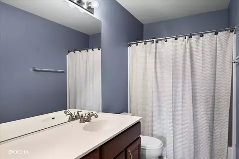 Bath - 25003 Blue Iris Ct S, Plainfield, IL 60585 photo 5 of 7