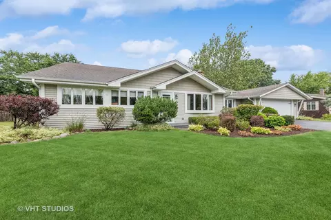 1702 N Yale Ave, Arlington Heights, IL 60004