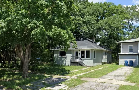 241 Calumet Blvd, Harvey, IL 60426 photo 1