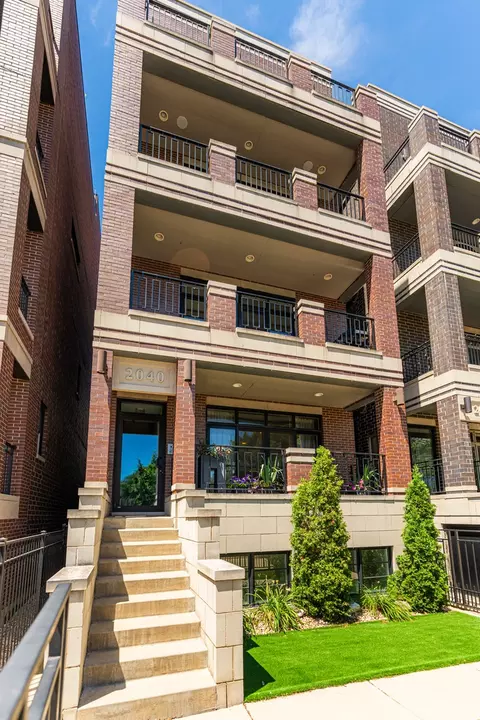 2040 N Burling St #1, Chicago, IL 60614