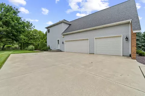 2804 Keystone Rd, Bloomington, IL 61704 photo 5