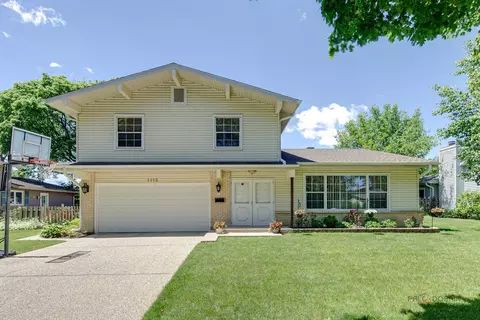 1112 N Hemlock Ln, Mount Prospect, IL 60056