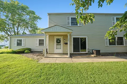 186 Judith Ct #B, Bartlett, IL 60103