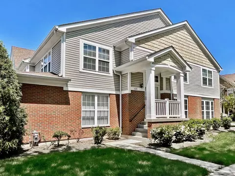 1124 Georgetown Way, Vernon Hills, IL 60061