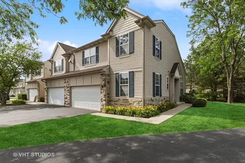 844 Amelia Ct, Grayslake, IL 60030