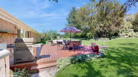 Exterior - 708 Hillcrest Dr, Sleepy Hollow, IL 60118 photo 4 of 4