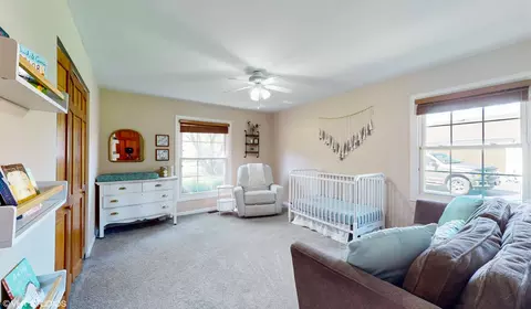 Bedroom - 708 Hillcrest Dr, Sleepy Hollow, IL 60118 photo 6 of 7
