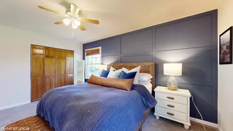 Bedroom - 708 Hillcrest Dr, Sleepy Hollow, IL 60118 photo 3 of 7
