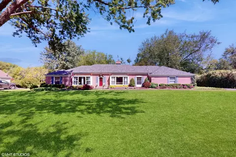 708 Hillcrest Dr, Sleepy Hollow, IL 60118