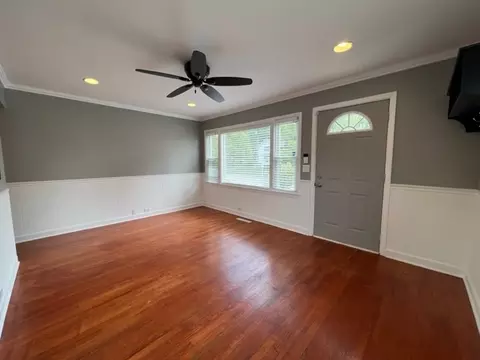 124 S Hickory Ave, Bartlett, IL 60103 photo 4