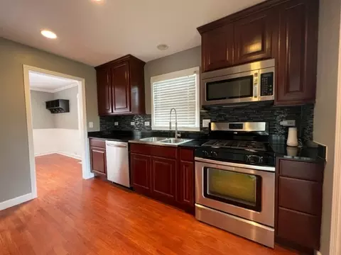124 S Hickory Ave, Bartlett, IL 60103 photo 6