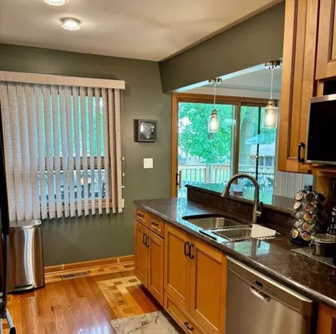 Kitchen - 606 Kingston Blvd, Mchenry, IL 60050 photo 3 of 4