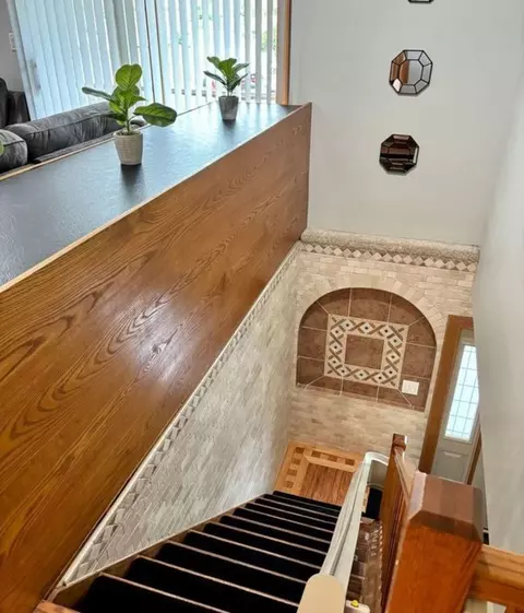 Entry Way - 606 Kingston Blvd, Mchenry, IL 60050 photo 3 of 3