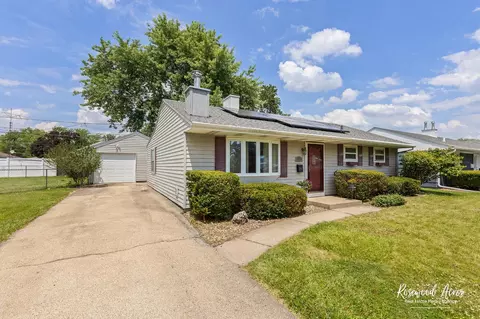 871 Meadow Ct, Bradley, IL 60915