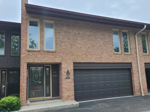 1708 Wildberry Dr #D, Glenview, IL 60025