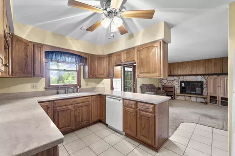 Kitchen - 3879 Silver Fox Dr, Belvidere, IL 61008 photo 1 of 2