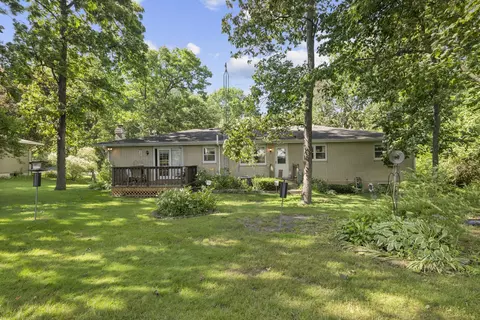 Exterior - 3879 Silver Fox Dr, Belvidere, IL 61008 photo 6 of 7