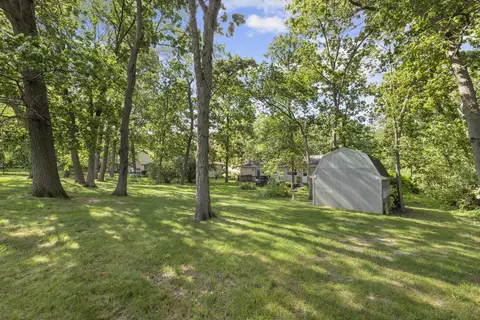 Exterior - 3879 Silver Fox Dr, Belvidere, IL 61008 photo 5 of 7