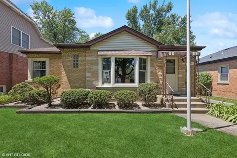 1524 Blanchan Ave, La Grange Park, IL 60526