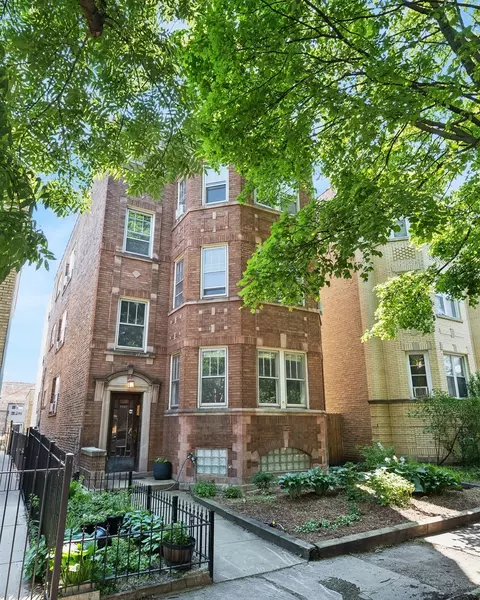 5507 N Artesian Ave, Chicago, IL 60625