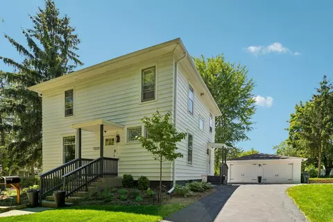 2716 Gilboa Ave, Zion, IL 60099