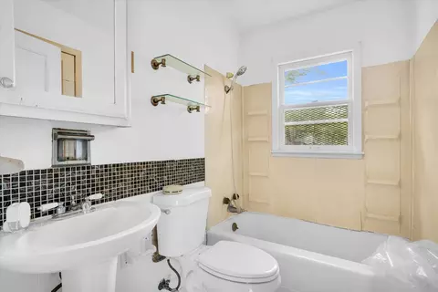 Bath - 20 Charles Dr, Rantoul, IL 61866 photo 1 of 1