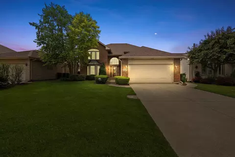 10820 Long Ave, Oak Lawn, IL 60453