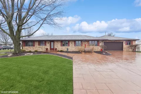 15431 S Pratt Ln, Plainfield, IL 60544