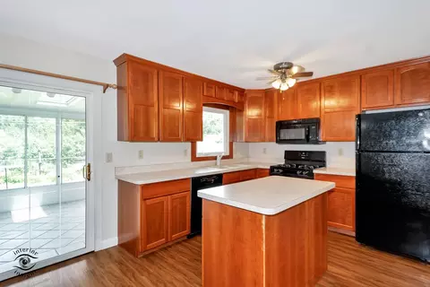 Kitchen - 4683 W Doris Dr, Kankakee, IL 60901 photo 1 of 1