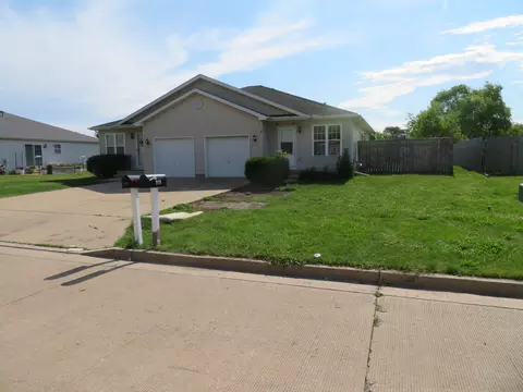 919 Colorado St, Marseilles, IL 61341