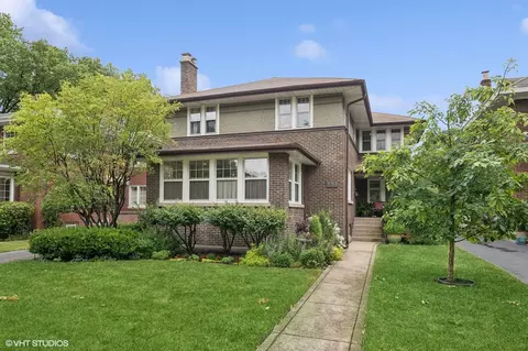 751 Clinton Pl, River Forest, IL 60305