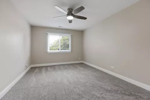 Bedroom - 1720 Robin Ln #A, Hoffman Estates, IL 60169 photo 1 of 4