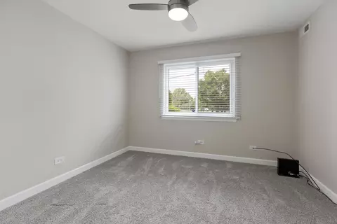 Bedroom - 1720 Robin Ln #A, Hoffman Estates, IL 60169 photo 4 of 4