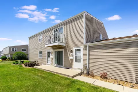 7967 163rd Pl #7967, Tinley Park, IL 60477