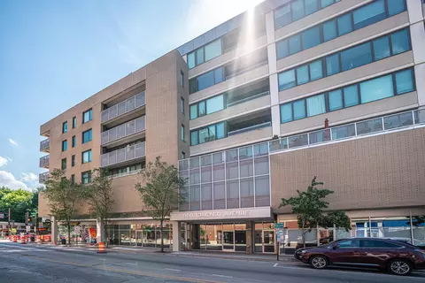 900 Chicago Ave #602, Evanston, IL 60202