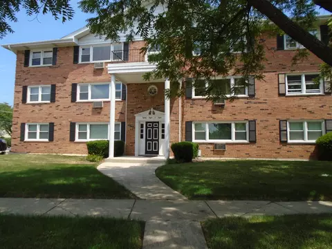 8808 45th Pl #3, Brookfield, IL 60513