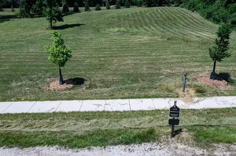 8846 Johnston Rd, Burr Ridge, IL 60527