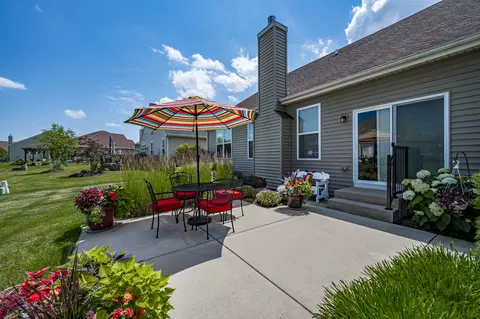 Exterior - 799 Suffield Ct, Oswego, IL 60543 photo 5 of 6