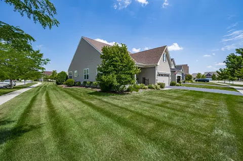 Exterior - 799 Suffield Ct, Oswego, IL 60543 photo 3 of 6