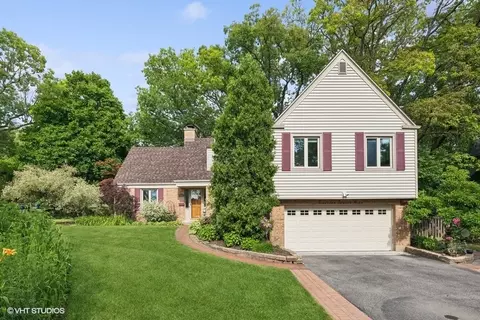 1929 Clifton Ave, Highland Park, IL 60035