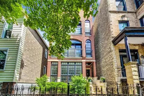 3249 N Southport Ave #3, Chicago, IL 60657