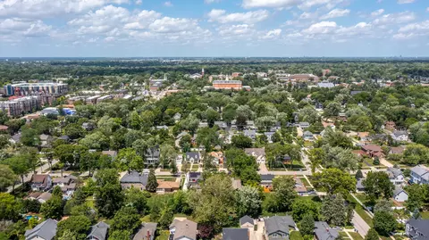 View/Area - 502 E Indiana St, Wheaton, IL 60187 photo 2 of 3